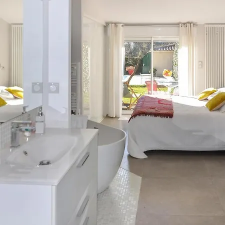 Stunning In With Wifi Holiday home